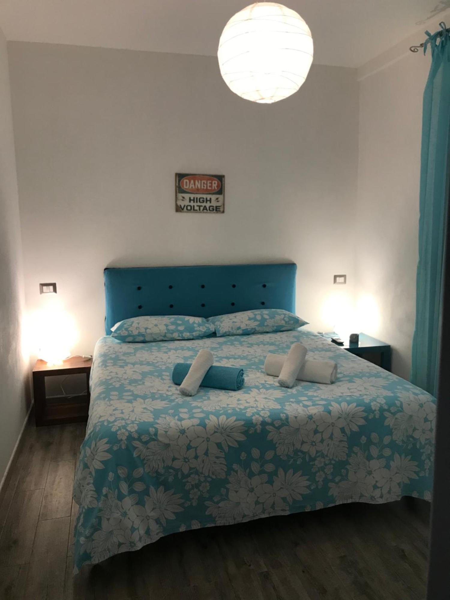 圣玛丽亚纳瓦雷Brezza Marina Cin P2668公寓 外观 照片